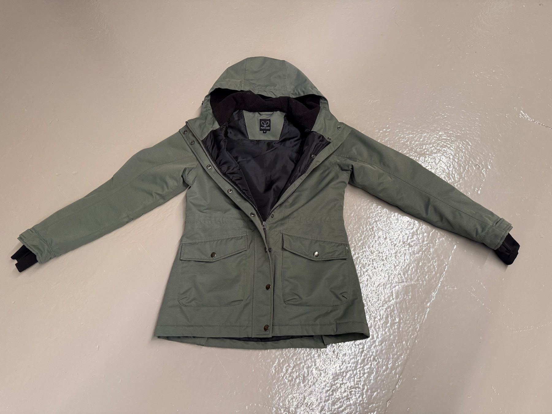 Giacche: Outdoor Jacke oliv, Gr. S – Usato da Männedorf venduto da Patisa