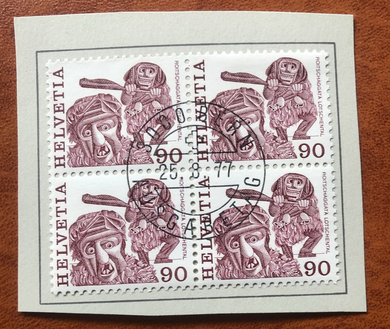 Tutti i francobolli: 4 er Block Nr.602 mit Papier Stempel Bern    – Usato da Aarau venduto da Billa007