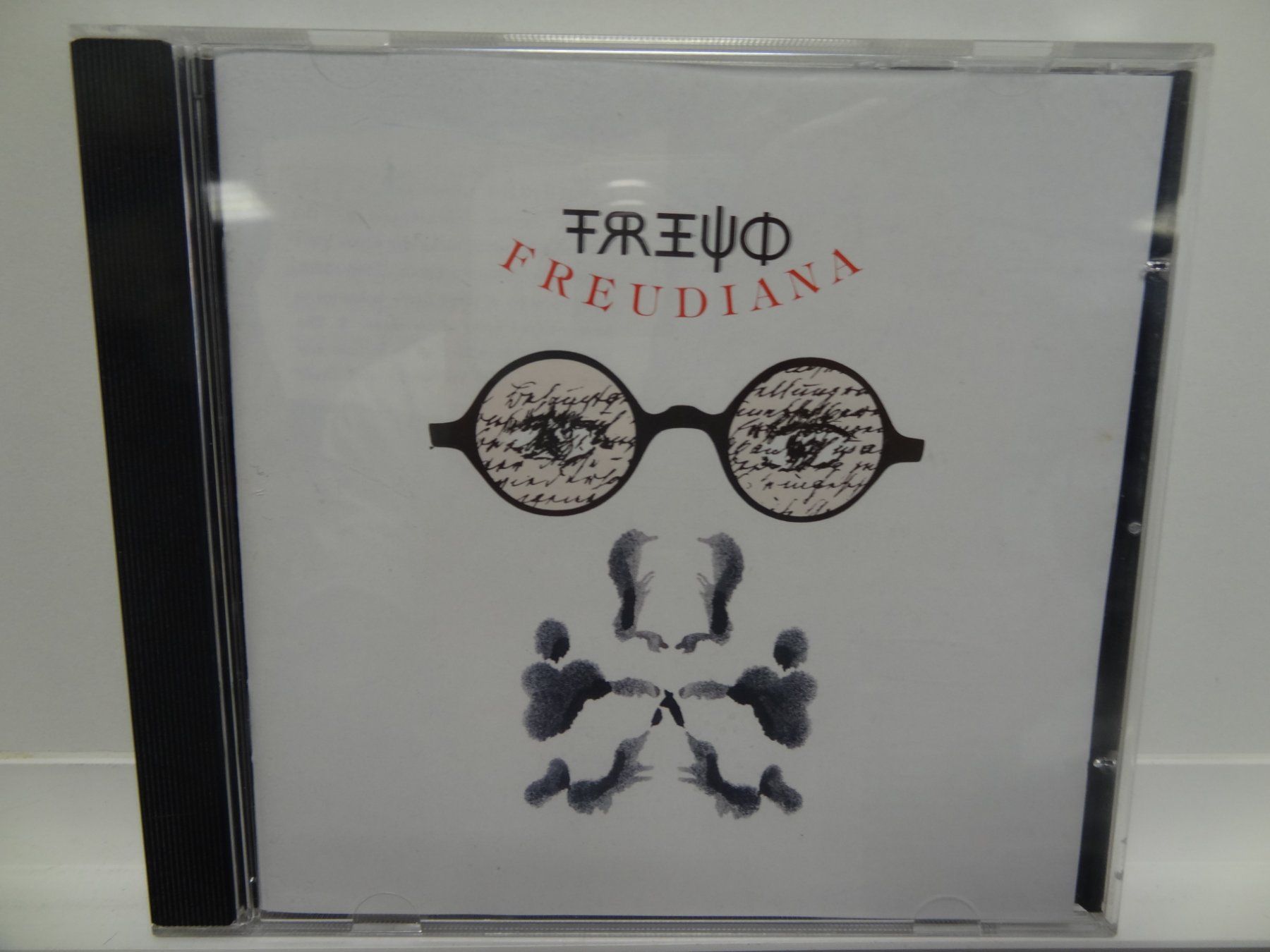 CDs: Eric Woolfsons Freudiana CD Album – Gebraucht aus luzern von musicandart