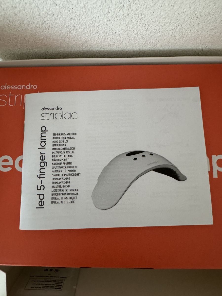 Künstliche Fingernägel: striplac uv starter set normal & soft nails - 2 colours – Gebraucht aus Kilchberg ZH von Centipaide 2