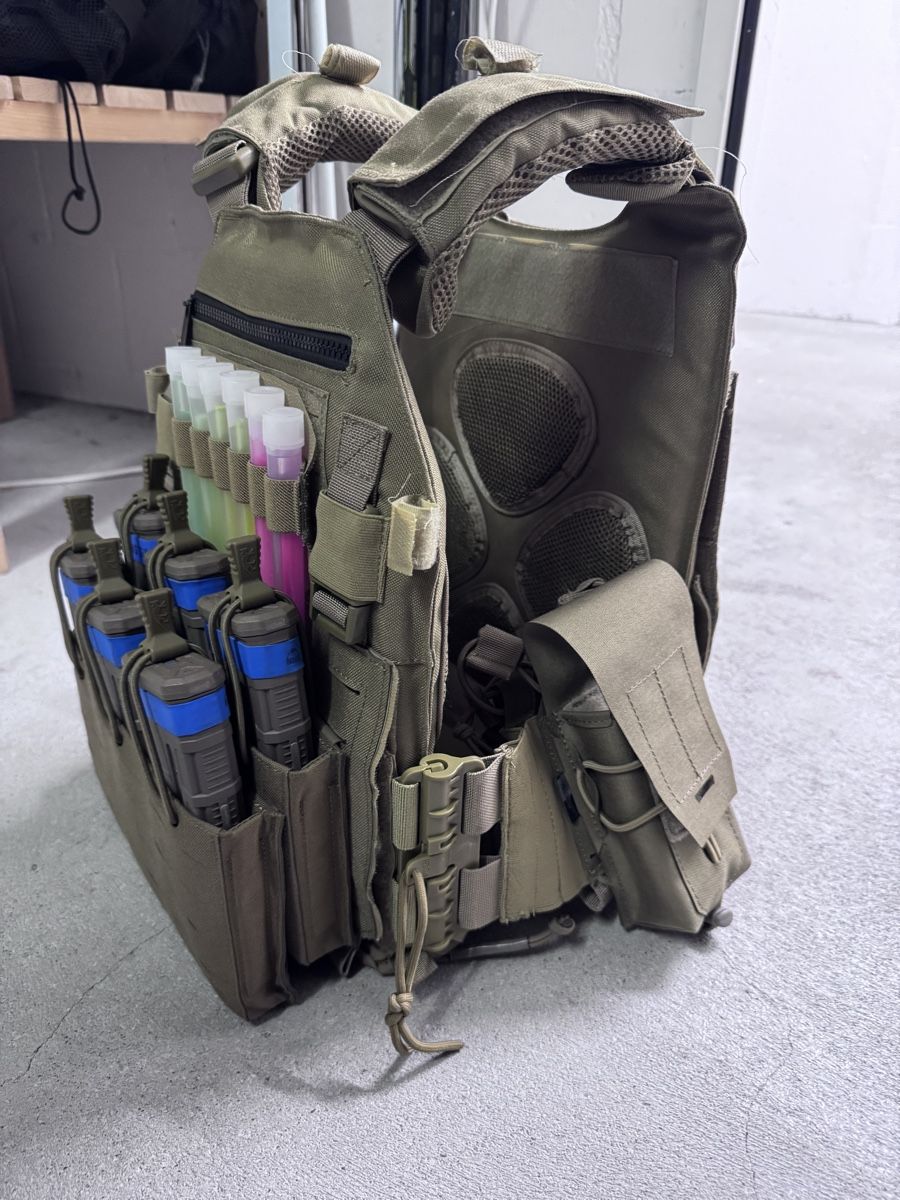 Uniformi: Plattenträger kit vollausstattung – Usato da Wetzikon ZH venduto da bos_7dbr 2