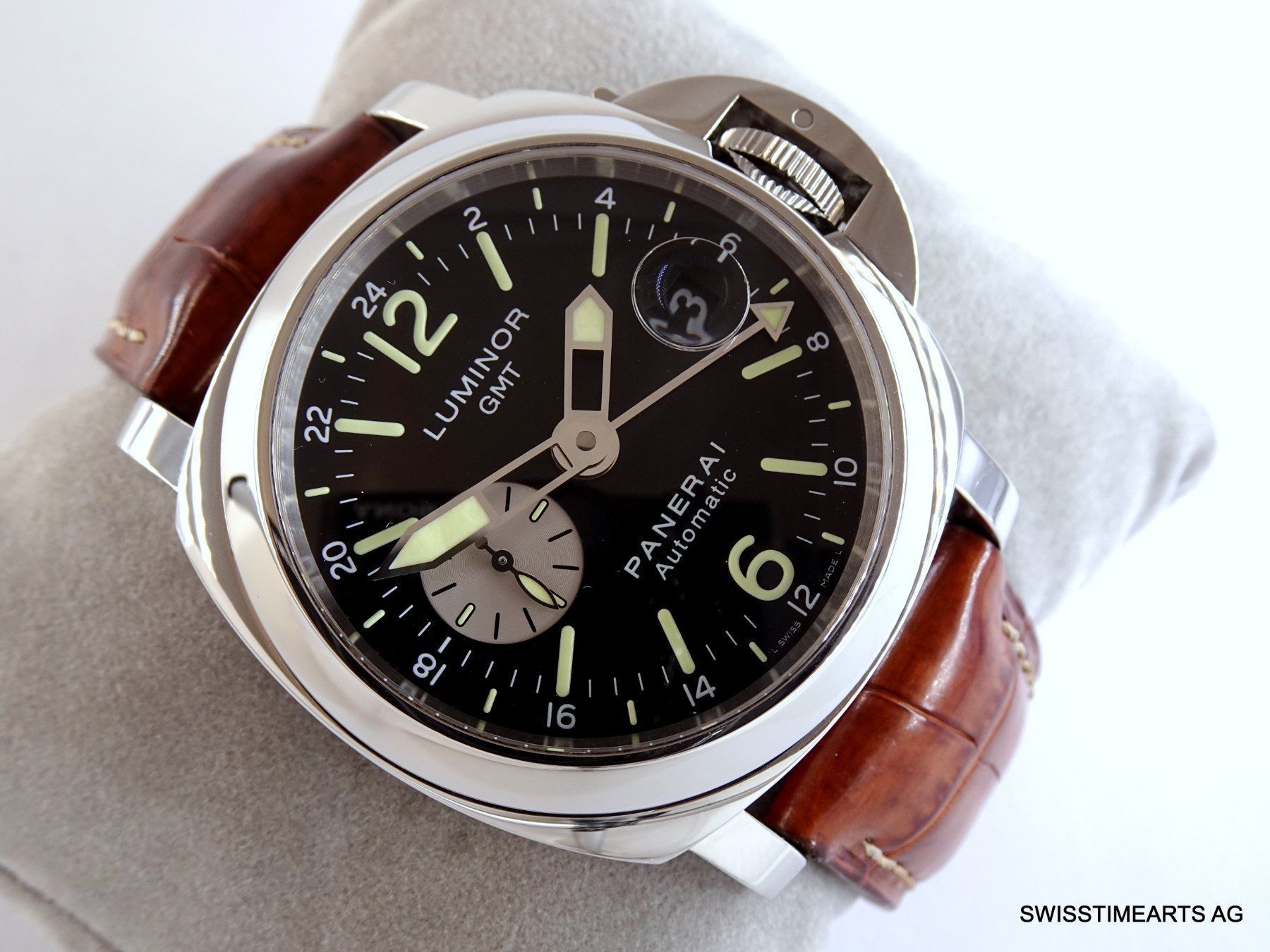Panerai Uhren: PANERAI LUMINOR GMT PAM 00088 AUTOMATIK 2007 HERRENUHR – Gebraucht aus Zürich von