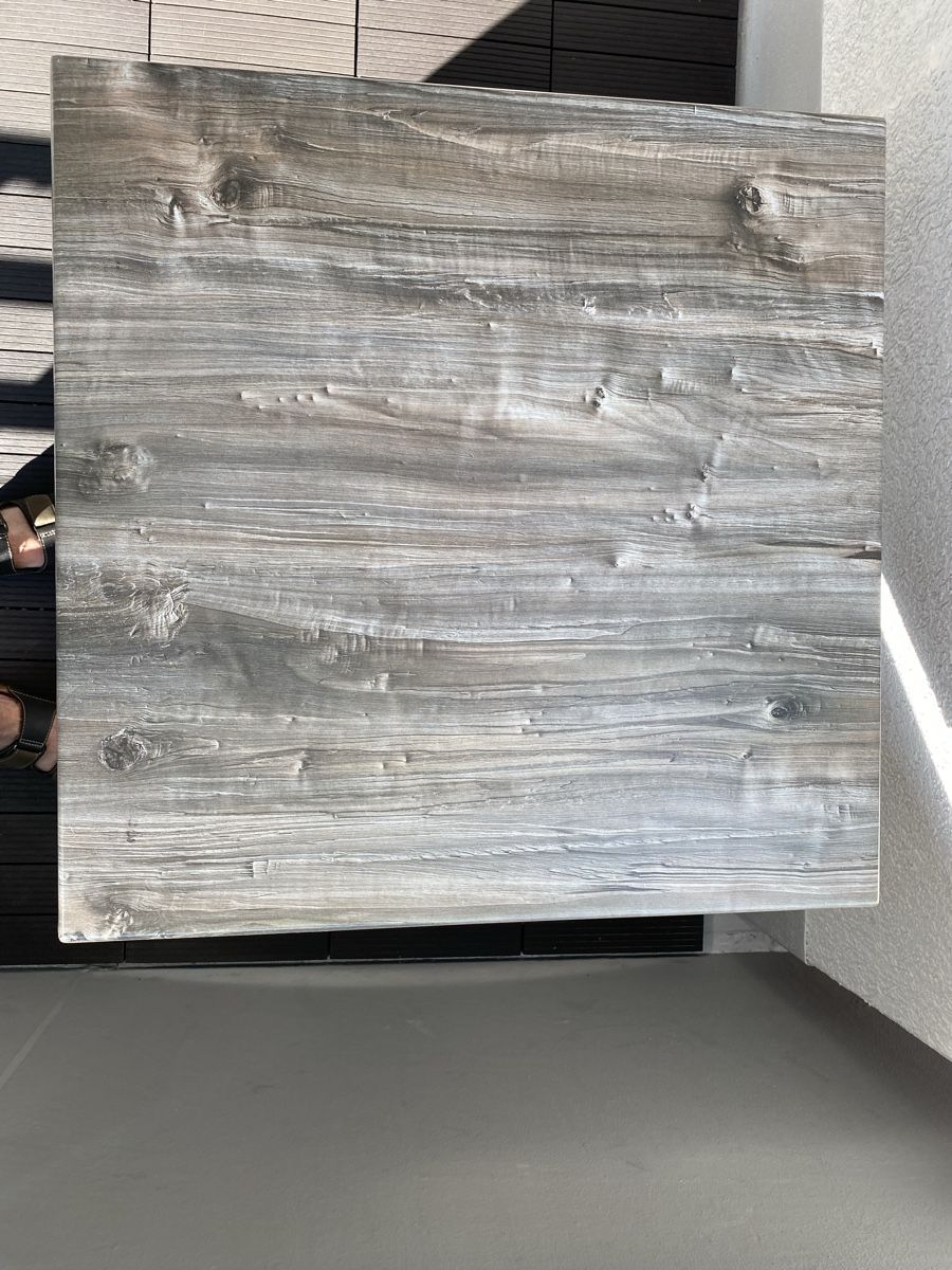 Tables: Gartentisch Balkontisch – D'occasion à Rapperswil SG par Hubeli 3