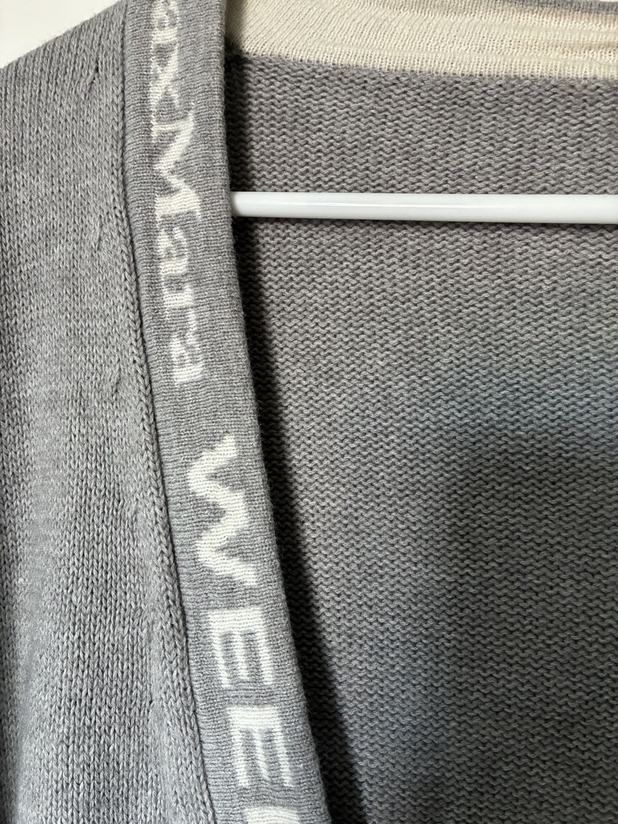 Max Mara Giacche: Max Mara Weekend Strickjacke Grau Gr. L – Usato da Wädenswil venduto da Gilmored83 2