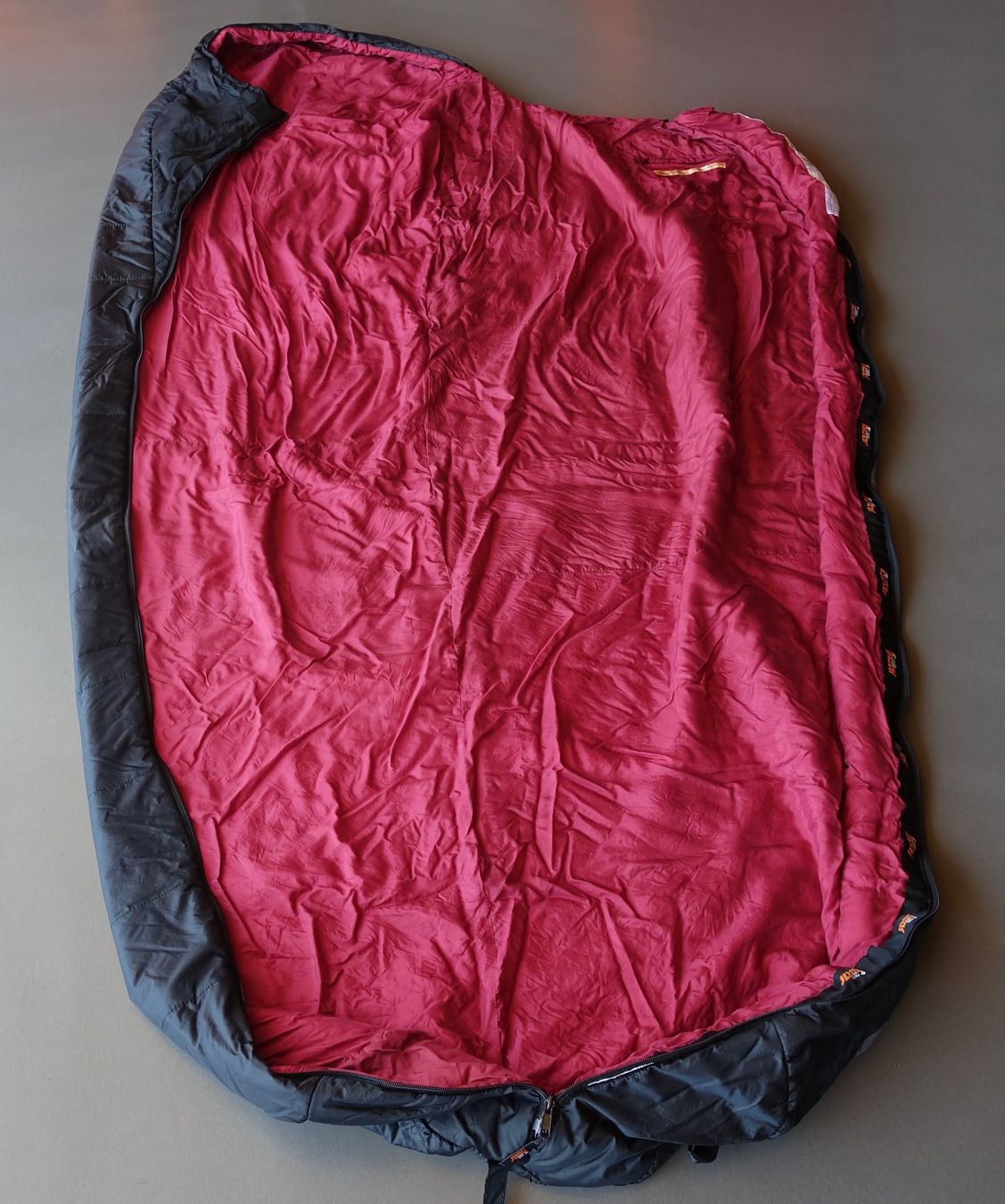 Schlafsack B, Big Bear Kolibri Silk, fr Erwachsene o Kinder (Gebraucht) in  Birmensdorf ZH fr CHF 19  mit Lieferung auf Ricardo kaufen