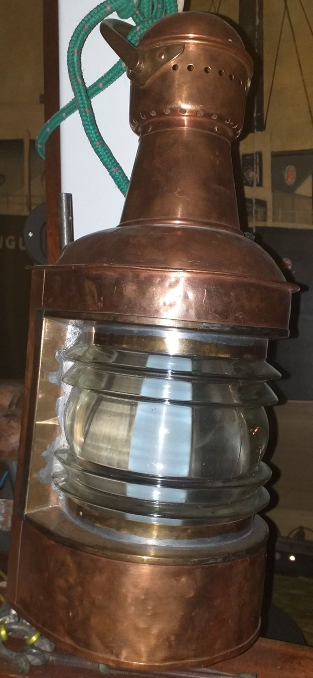 Lampade: Antike Schiffs-Buglampe – Usato da Rorschach venduto da kristys 2