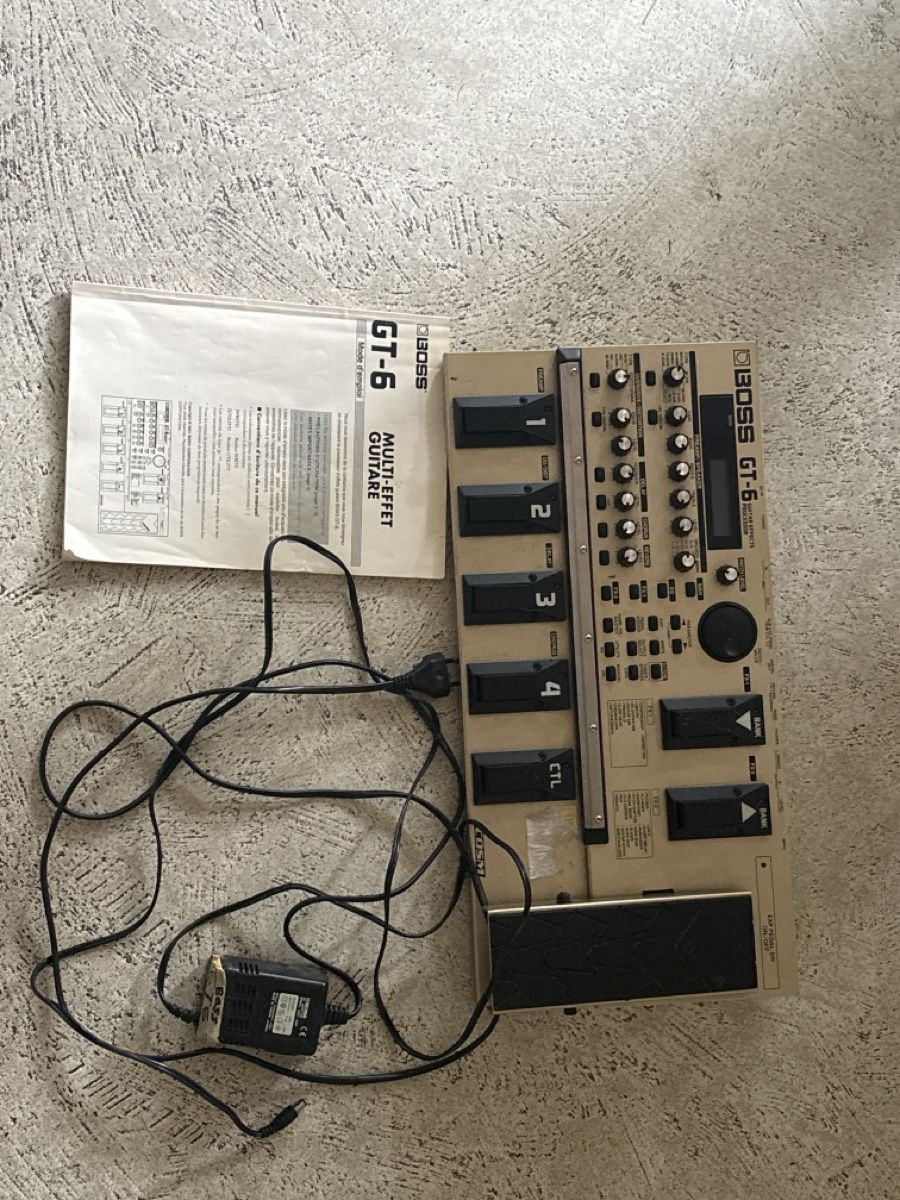 Boss Strumenti musicali: Pédalier guitare Boss GT-6 multi-effets – Usato da Vernier venduto da Judge63