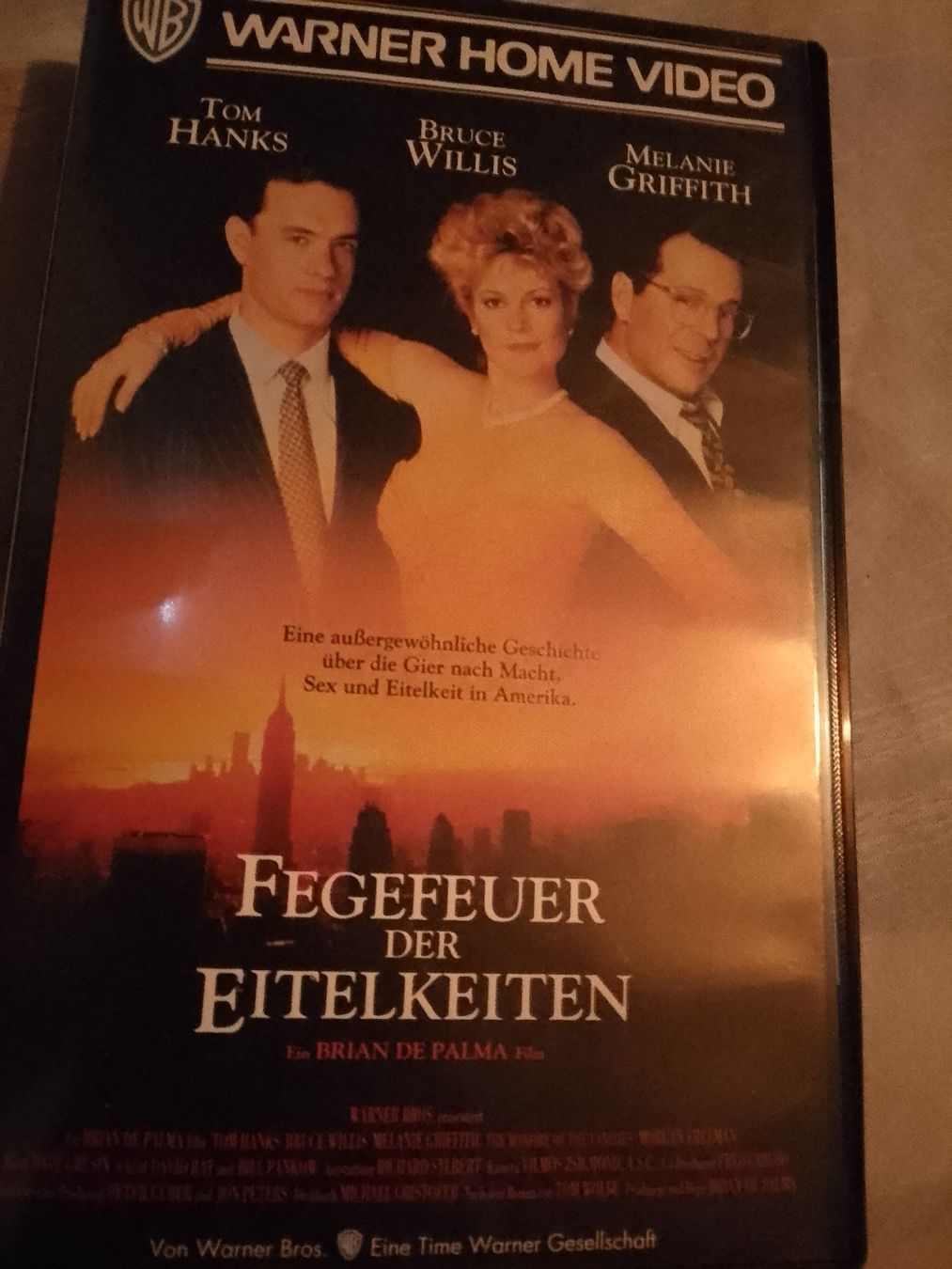 Tutti i VHS: Fegefeuer der Eitelkeiten mit Tom Hanks und Bruce Willis VHS – Usato da Remetschwil venduto da Privatflohmi