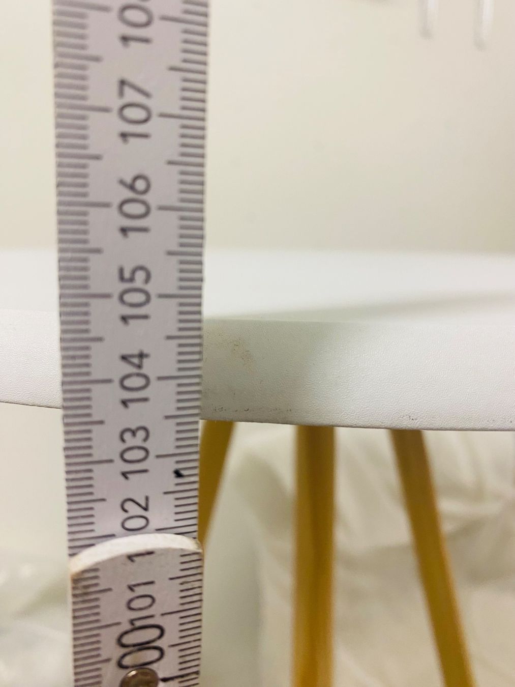 Tische: Bartisch-Set: Bartisch und 2 Barhocker, weiss/Holz – Gebraucht aus Küssnacht am Rigi von sunny868 5