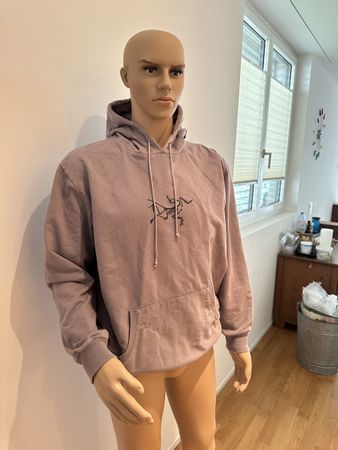 Arcteryx Kapuzenpullover – Perfekt für Herbstwanderungen!