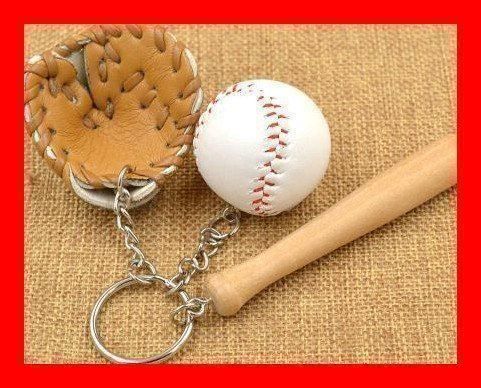 EQLEF Baseball Schlüsselanhänger Set - Mini Schläger Und Handschuh Aus Holz