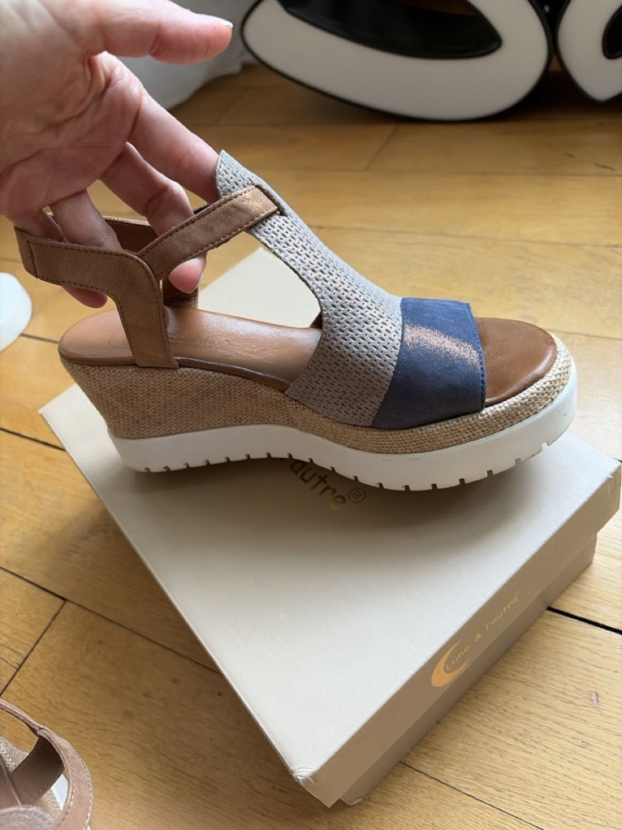 Damenschuhe: Plateausandalen  – Gebraucht aus Basel von Wotan 1