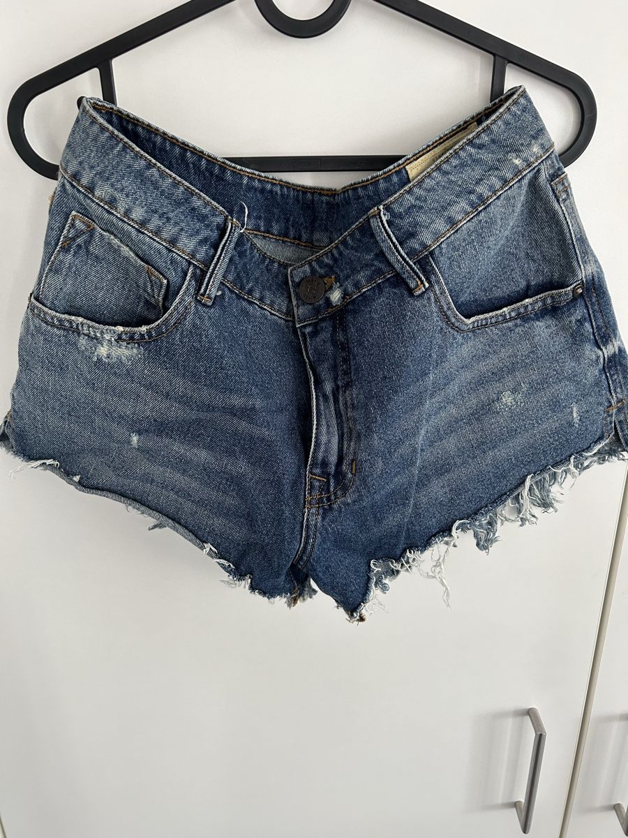 Jeans: Jeansshorts – Usato da Merenschwand venduto da ___niggi___