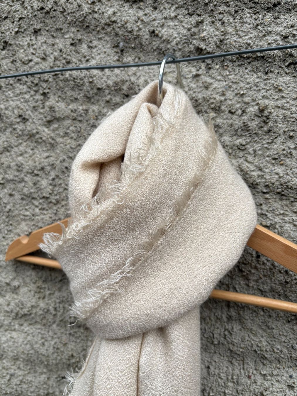 Foulard & Sciarpe: Warmer Winterschal beige – Nuovo (secondo la descrizione) da Wittnau venduto da cel_j8w9 1