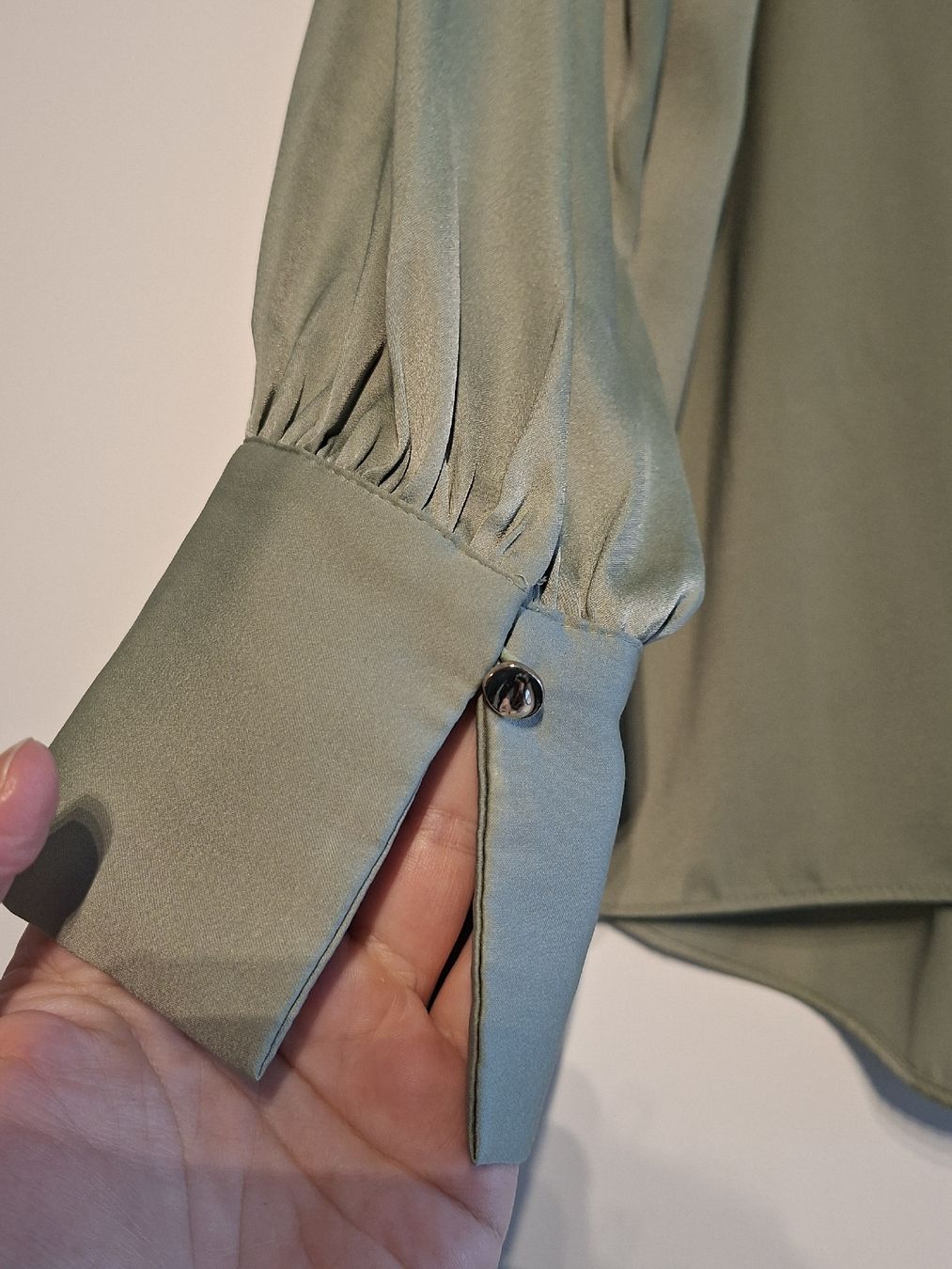 H&M Blusen: Hübsche Bluse von H&M – Gebraucht aus Oberengstringen von Kimchimon 2