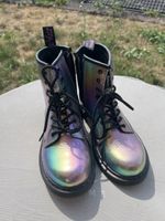 Kinder Stiefel Dr. Martens Regenbogen Grösse 33.5 guter Zust