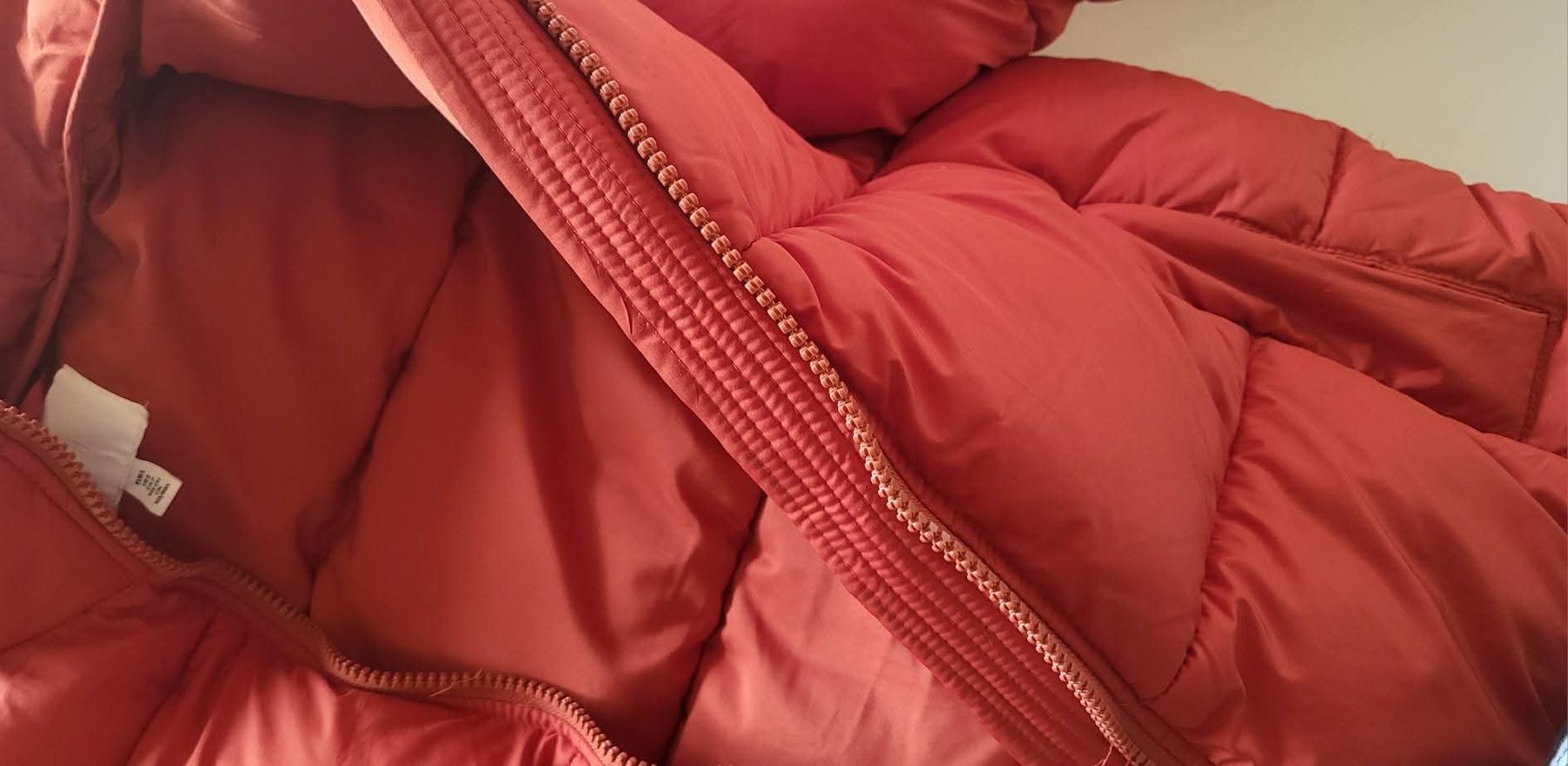 H&M Giacche: Doudoune H&M rouge taille S, – Usato da Lavey-Village venduto da agaddy 3