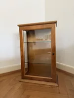 Holz-Vitrine