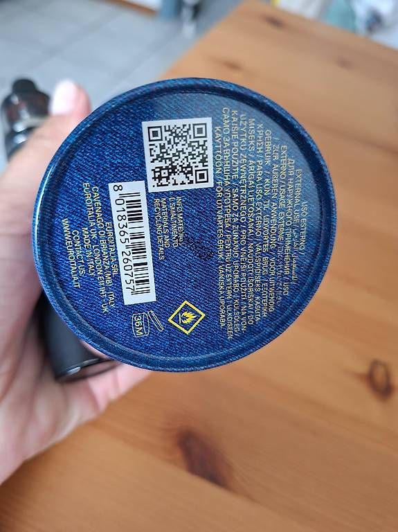 Profumi & Eau de Toilette: Profumo versace blue jeans uomo 75 ml – Usato da Lamone venduto da pau_7nk2 2