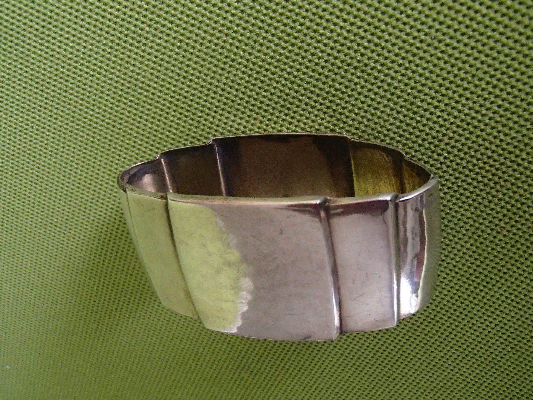 Set di piatti: versilberter Art Deco Serviettenring EW – Usato da Schöfflisdorf venduto da pullux 8