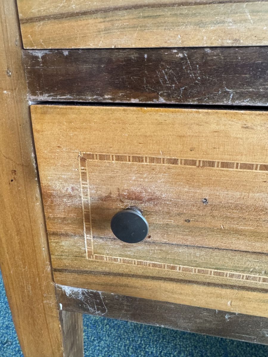 Cassettiere: Biedermeier Kommödli Nussbaum – Usato da siebnen venduto da minte 5