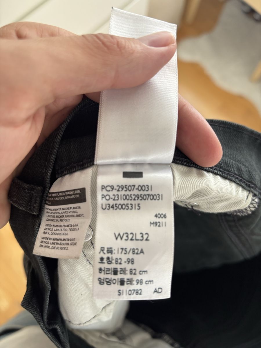 Levi's Jeans: Levis Premium Jeans 502 – Nuovo (secondo la descrizione) da ZOLLIKON venduto da FamilleArleti 3