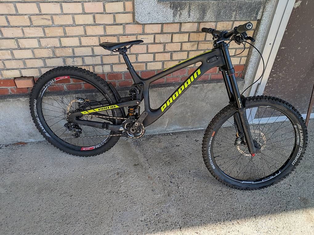 Velos: Propain Rage Downhill Bike – Gebraucht aus Winden von aprs_0 1