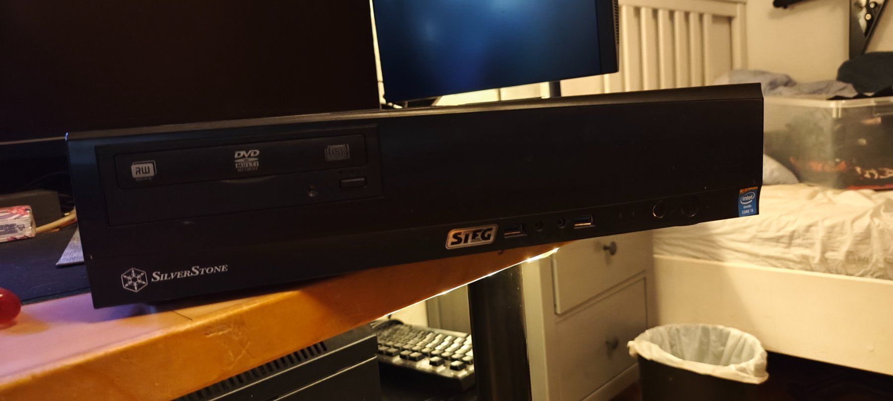 Intel PC: Alter SFF Computer mit 8GB RAM, i7-4790K, 4TB HDD – Usato da Wölflinswil venduto da EIFACH_CJ