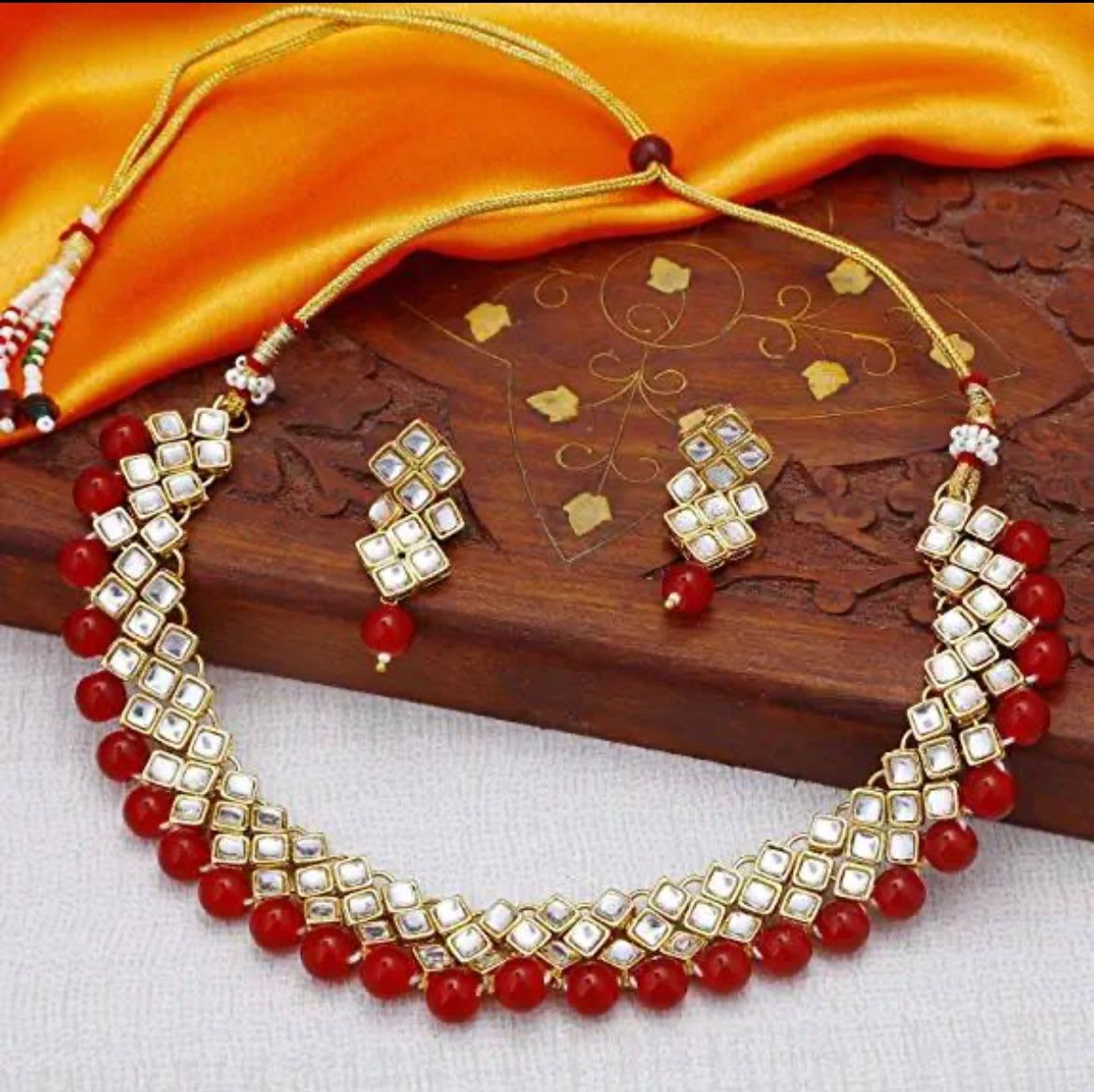 Altri gioielli: Rot Schmuck Set – Nuovo e nell'imballaggio originale da hochdorf venduto da tariq1