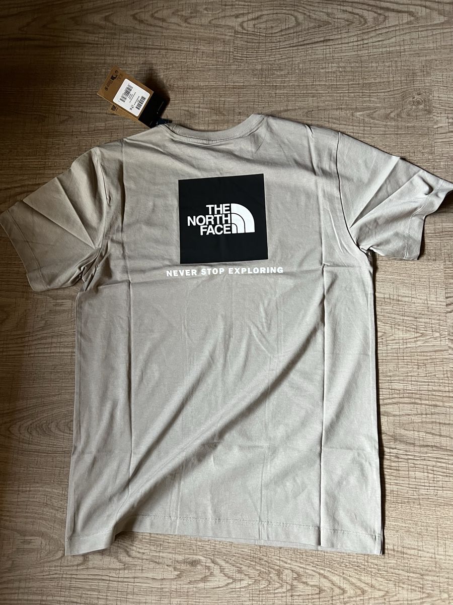North Face T-shirt: NEUF T-shirt The North Face taille M – Nuovo e nell'imballaggio originale da Les Haudères venduto da VDH05 1