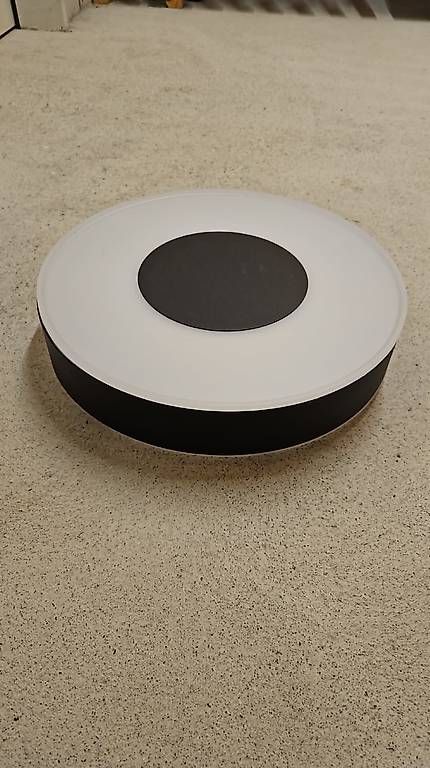 Lampen: Philips Hue Infuse Leuchte  – Gebraucht aus Embrach von chr_h86k