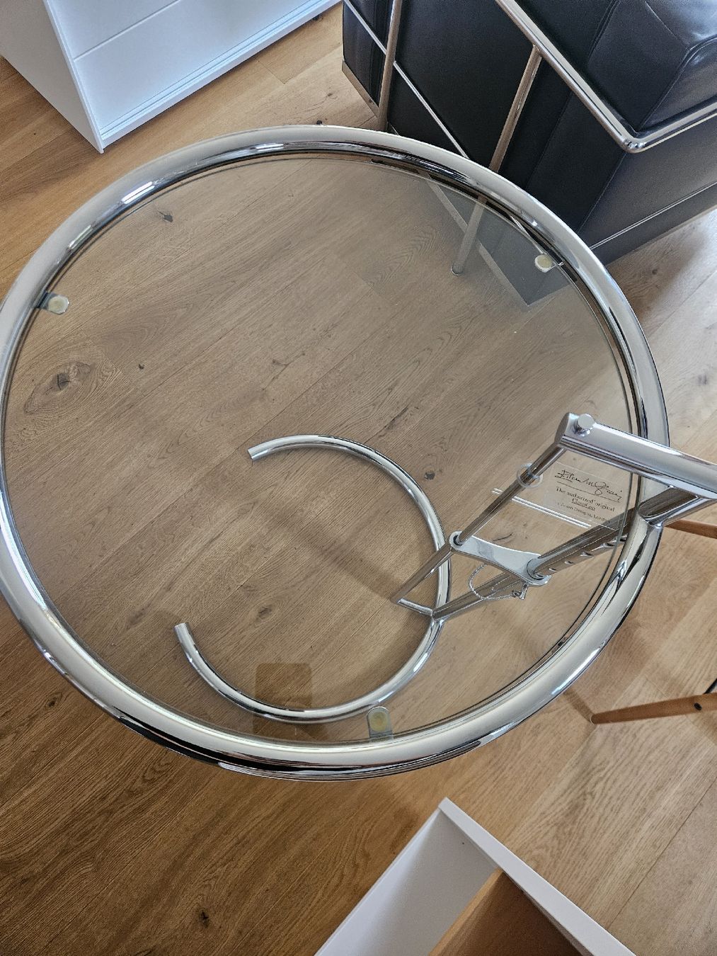 Classicon Tables: Adjustable Table E1027 Eileen Gray, Original – D'occasion à La Punt Chamues-ch par fio_s7tv 2