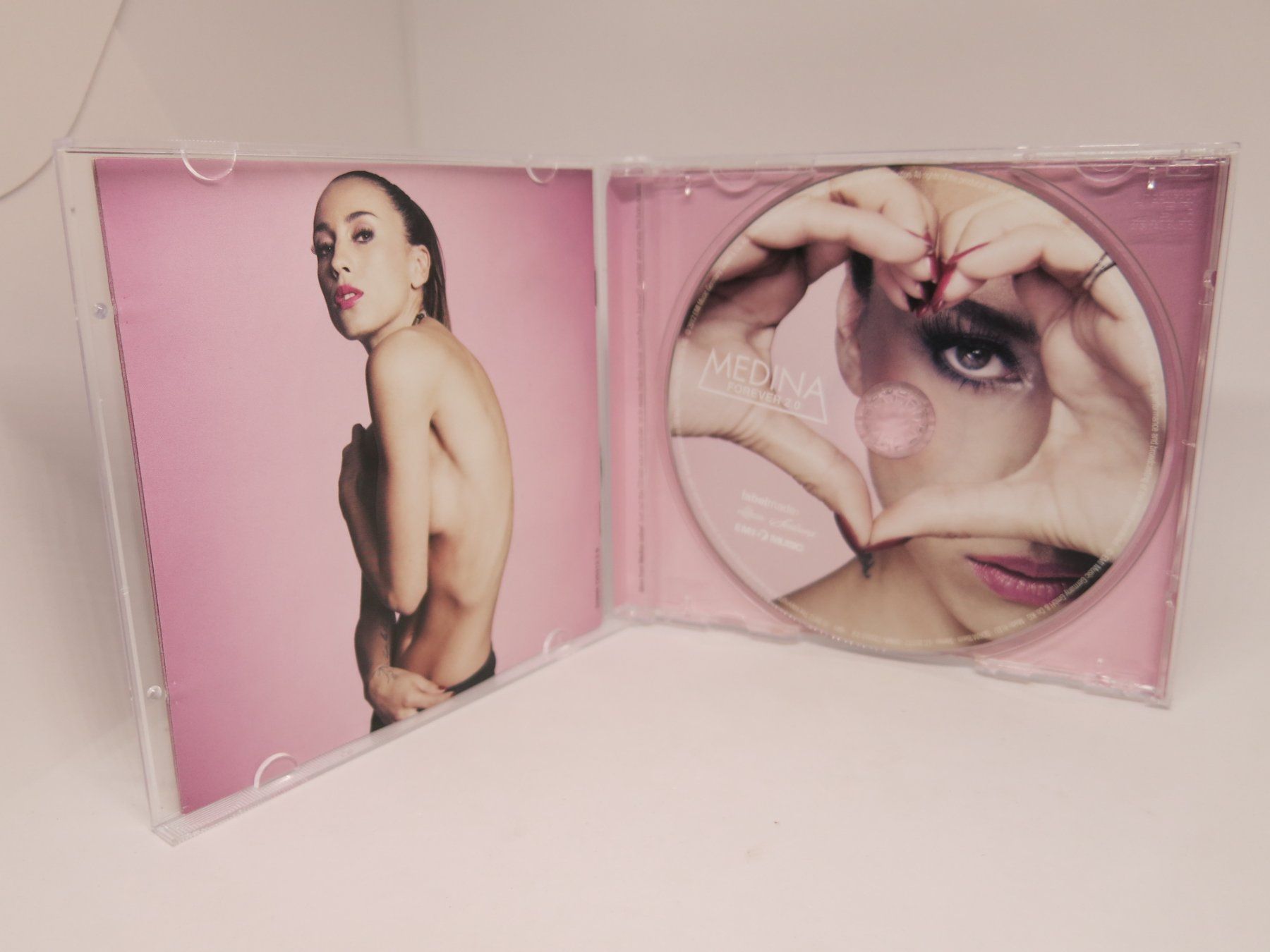 CD: CD Medina – Forever 2.0 – Usato da Ernetschwil venduto da luisvonerni 1