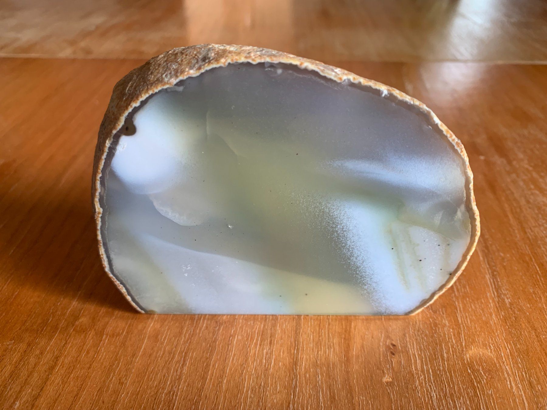 Minerali & Pietre curative: Achat stehend weiss, grau, beige – Nuovo (secondo la descrizione) da Dättlikon venduto da Maurinie