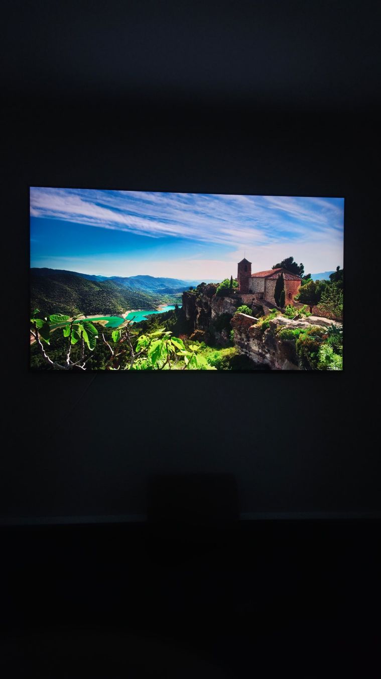 Samsung Televisori: Samsung QLED 85" TV QE85Q60BAU – Usato da Oftringen venduto da xRazer 1