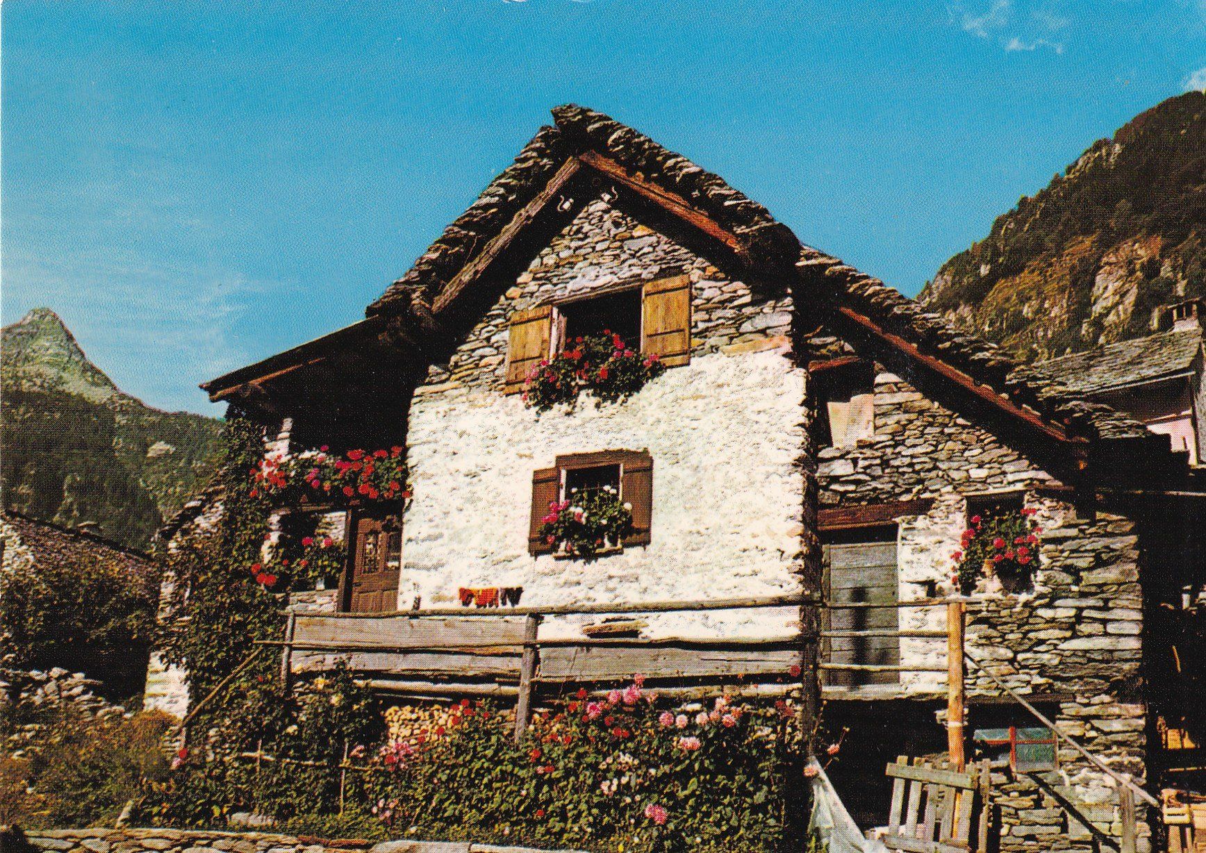 Cartoline postali: Tipica Casa Ticinese  1974 – Usato da Cormoret venduto da Pascalll2001