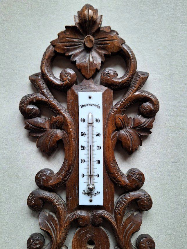 Altro per la casa: Geschnitzte, alte Wetterstation mit Thermometer – Usato da Alpnach Dorf venduto da MZ001 1