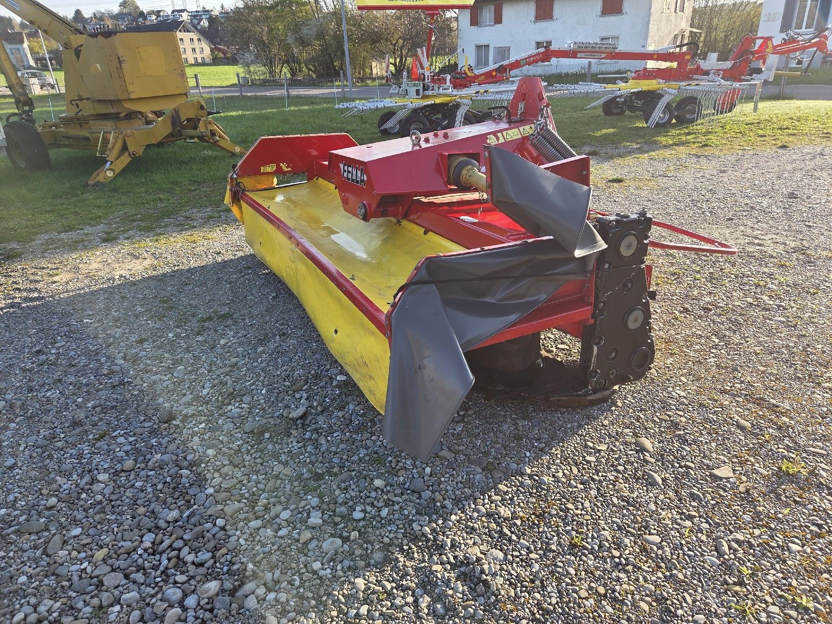 Fella Tutte le macchine: Fella Scheibenmähwerk – Usato da Lindau venduto da KundKL