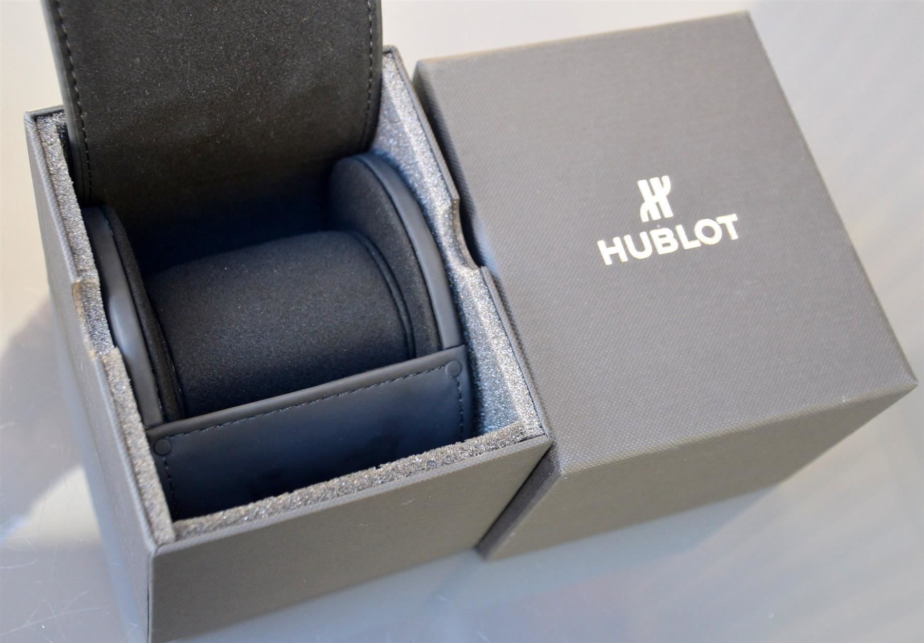 Hublot Uhrenboxen: Uhrenbox /  boîte de montre HUBLOT – Neu (gemäss Beschreibung) aus Collonges von arashee 4