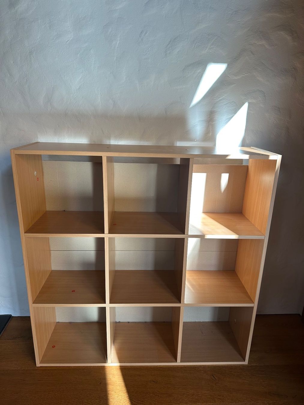 Scaffali: Schönes praktisches Holzregal mit 9 Fächern – Usato da Stallikon venduto da Rsiri 1