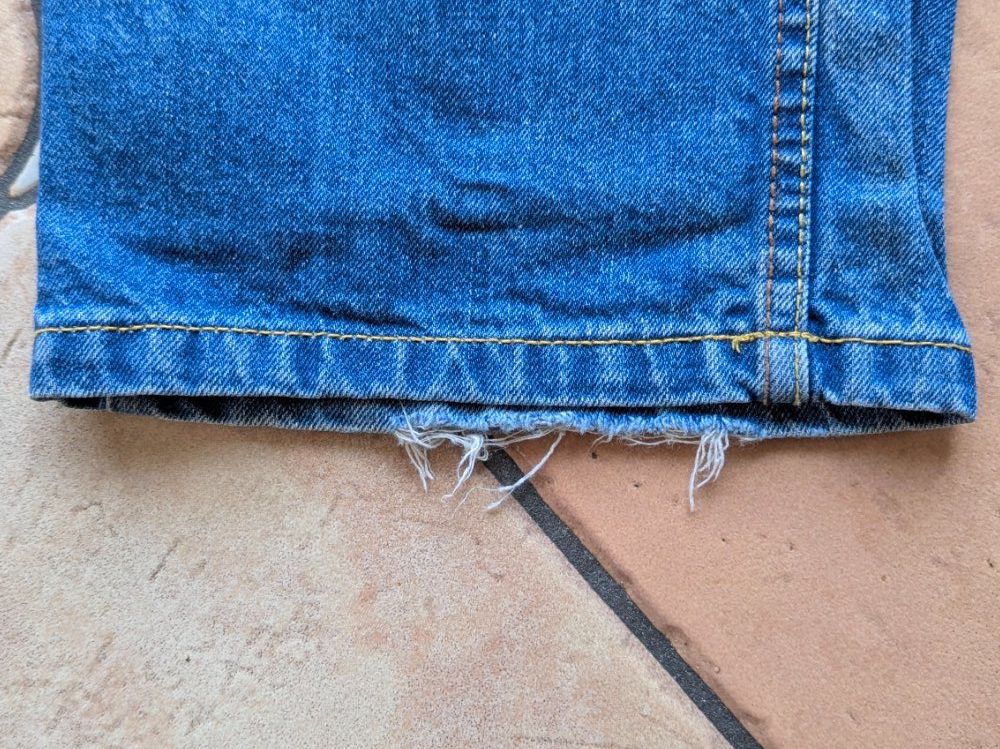Jeans: Jeans Atrium Gr. 44/30 – Usato da Unterengstringen venduto da Olifant4 3