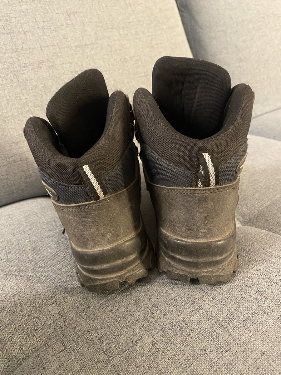 Scarpe per ragazzi: Kinder Wanderschuhe Gr.34 – Usato da Gasel venduto da Ntomate 4