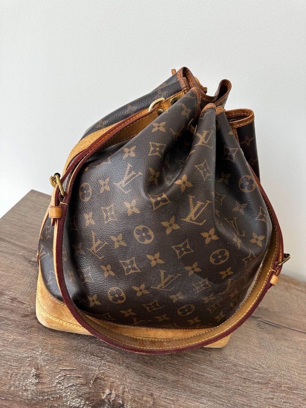 Taschen für Damen: Original Louis Vuitton Noé Monogram – Beuteltasche – Gebraucht aus Mühlethal von sarah-davide 3
