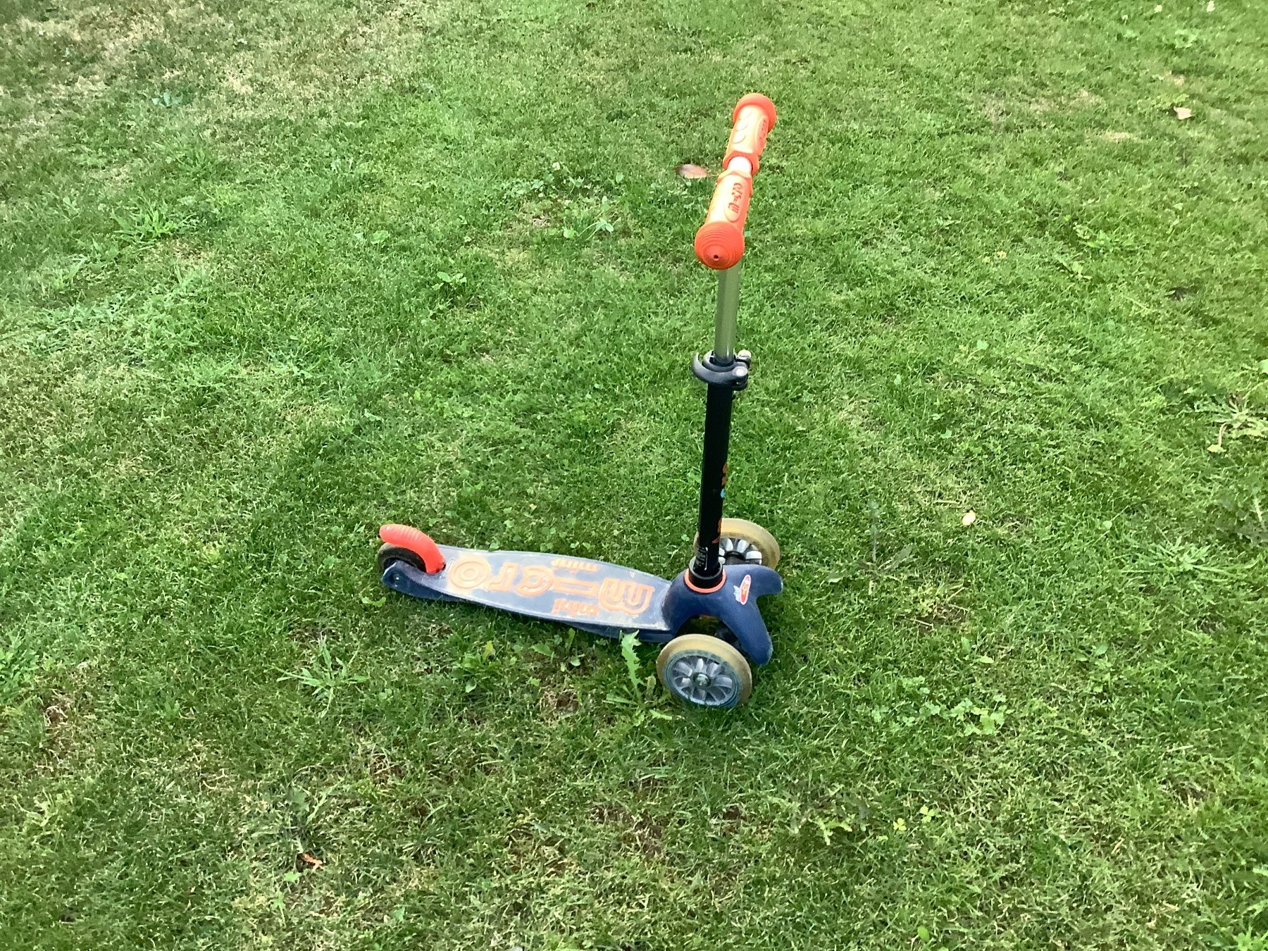 Micro Fahrzeuge für Kinder: Kinderroller Micro 3-Rad blau orange gebraucht – Gebraucht aus Unterentfelden von Imim01 2