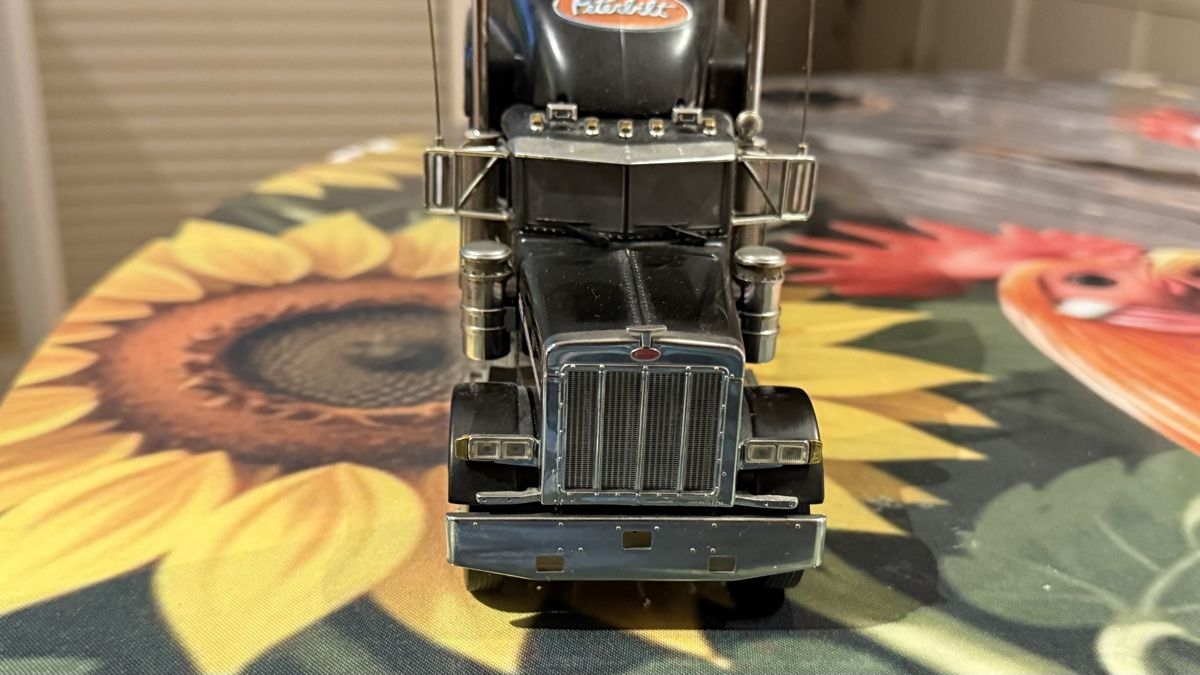 Peterbilt Voitures modèles:  Peterbilt 379 Franklin Mint gebraucht – D'occasion à Basel par Zomeg 6