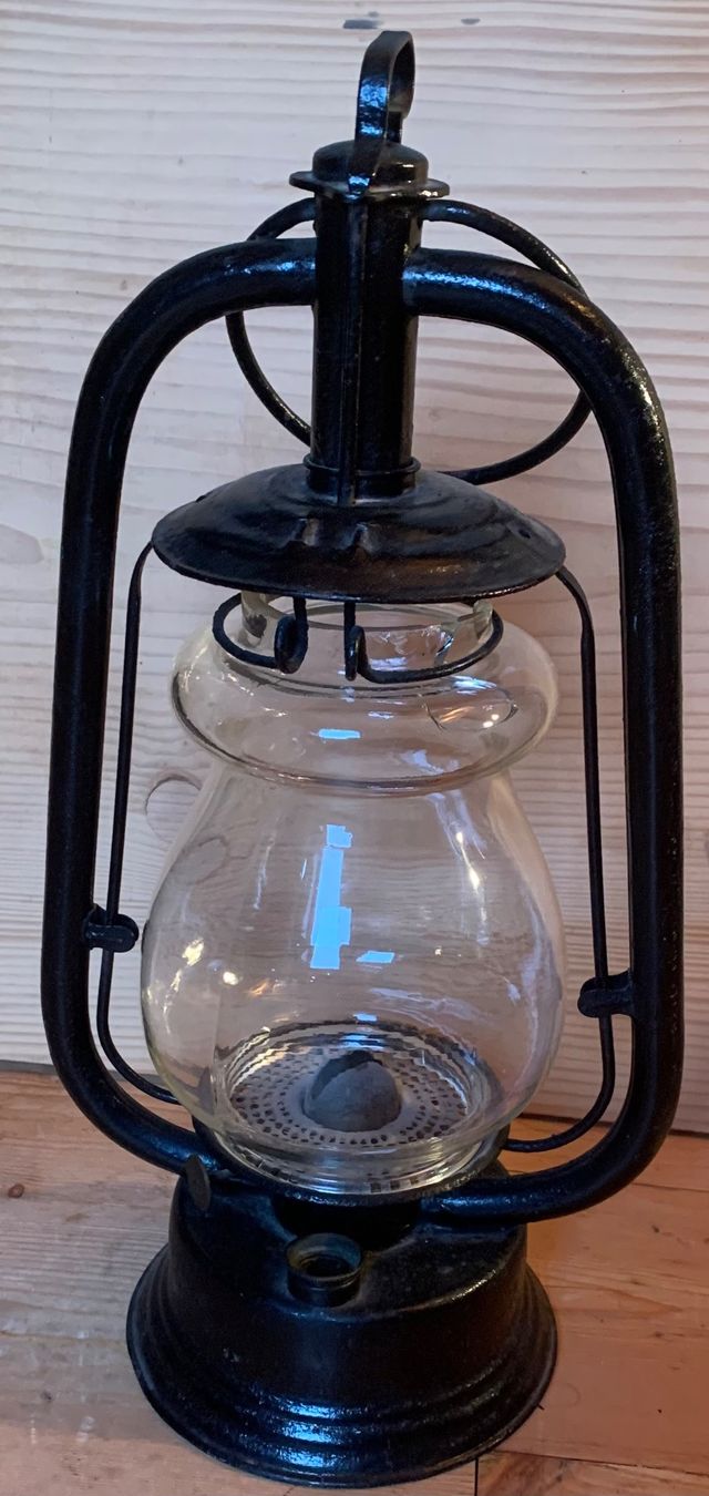 Lampen & Licht: Alte Petrollaterne der CH Armee – Gebraucht aus Goldingen von Bergler012