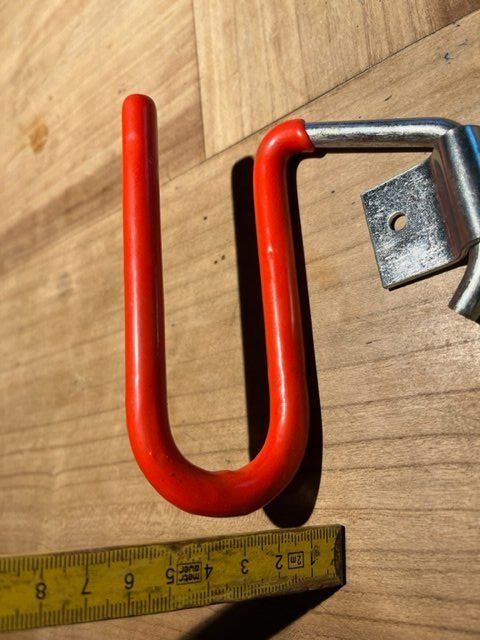 Wandhalterungen: 5 Stk. Skihalter Besenhalter – Neu (gemäss Beschreibung) aus Altbüron von Februar26 4