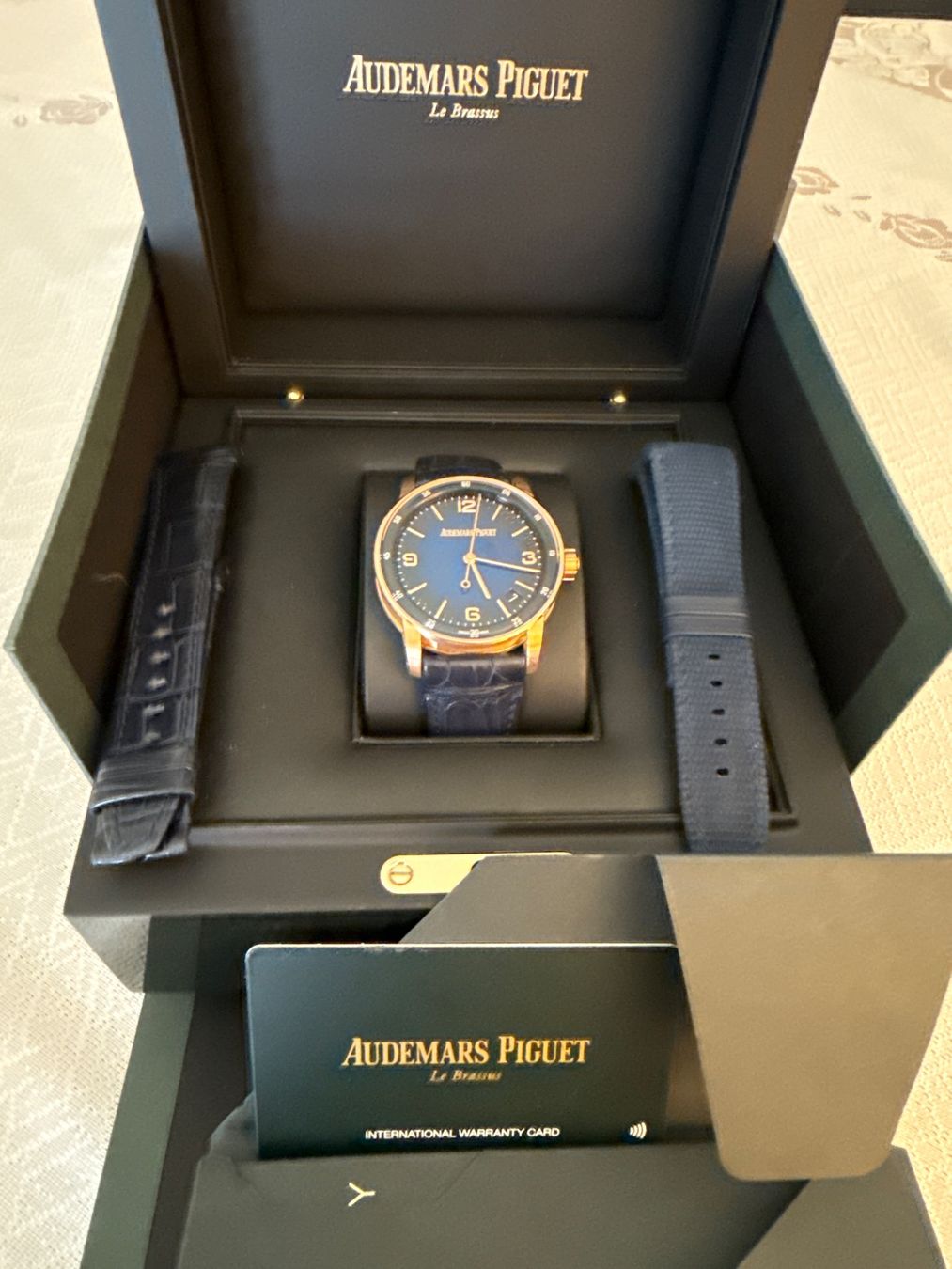 Audemars Piguet Montres: Audemars Piguet Code 11.59 41 mm Roségold – D'occasion à Schlieren par Limmat17 1
