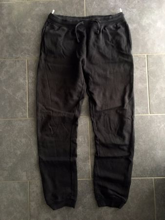 Schwarze Trainerhosen für Kids, Grösse 176