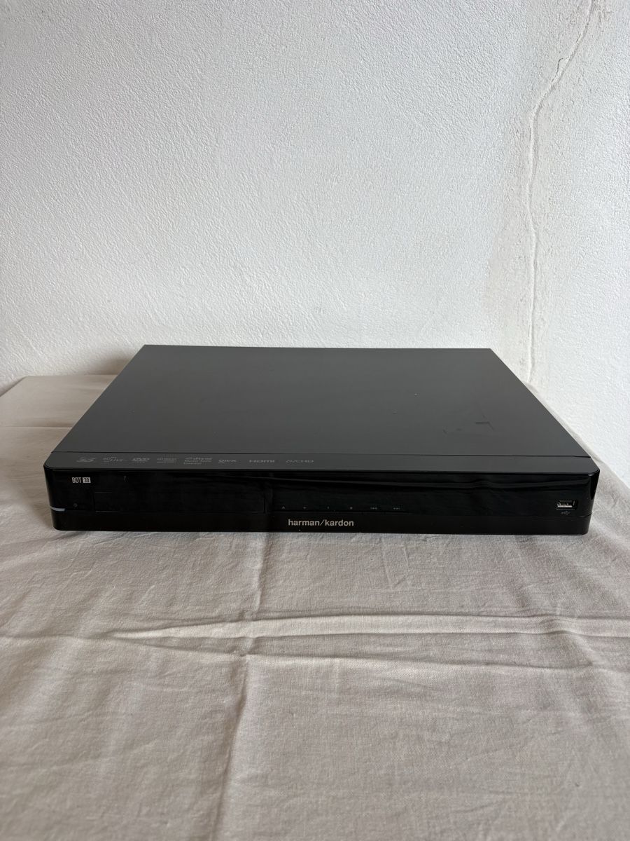 Harman-Kardon Audio- & Mediensysteme: Harman/Kardon BDT30 Blu-Ray Player – Gebraucht aus Thalwil von zena4 2